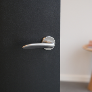 Deurbeslag en meubelbeslag sale