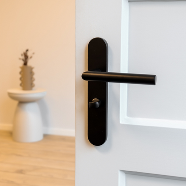 Mantua Türgriff schwarz mit abgerundetem Schild - WC63/8 Badezimmerschloss