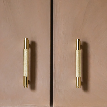 Griff gerippt, mattgold, 128 mm – Bohrlochabstand 96 mm