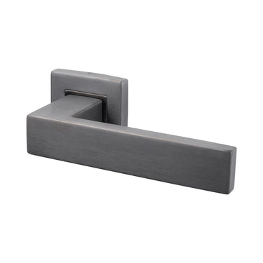Imperio Türdrücker Gun Metal PVD beschichtet mit Vierkantrosette