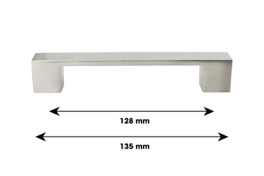 Würfelförmiger Griff in Edelstahloptik – Bohrabstand 128 mm