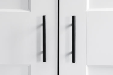 Schwarzer Stangengriff – Bohrlochabstand 96 mm