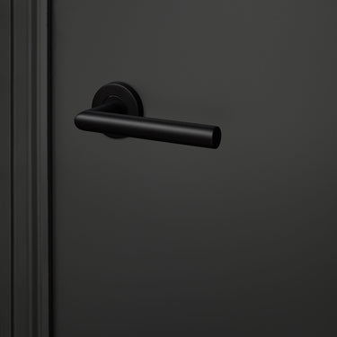 Mantua Türgriff schwarz mit runder Rosette